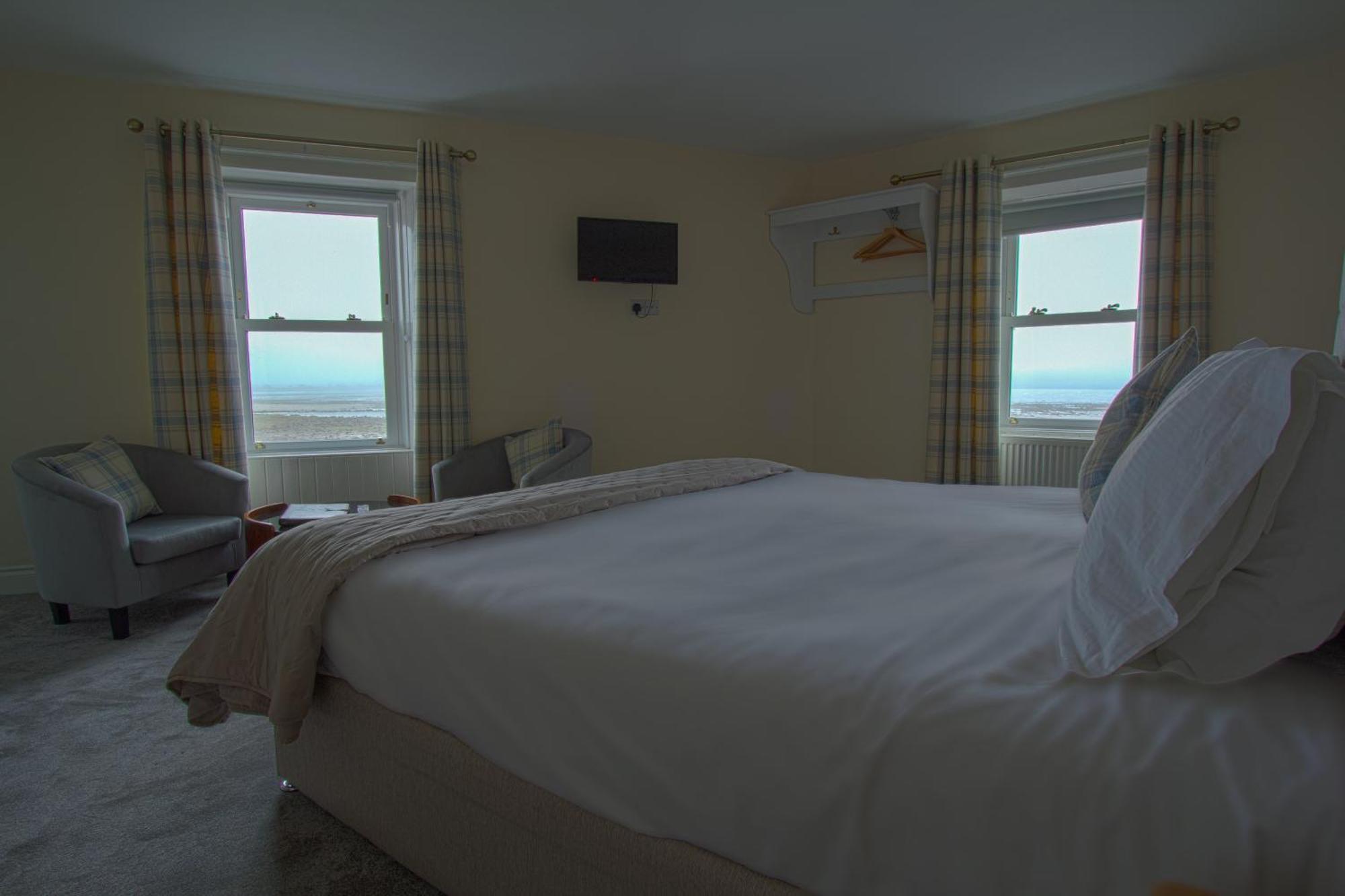 The Harbour Inn Garlieston Екстериор снимка