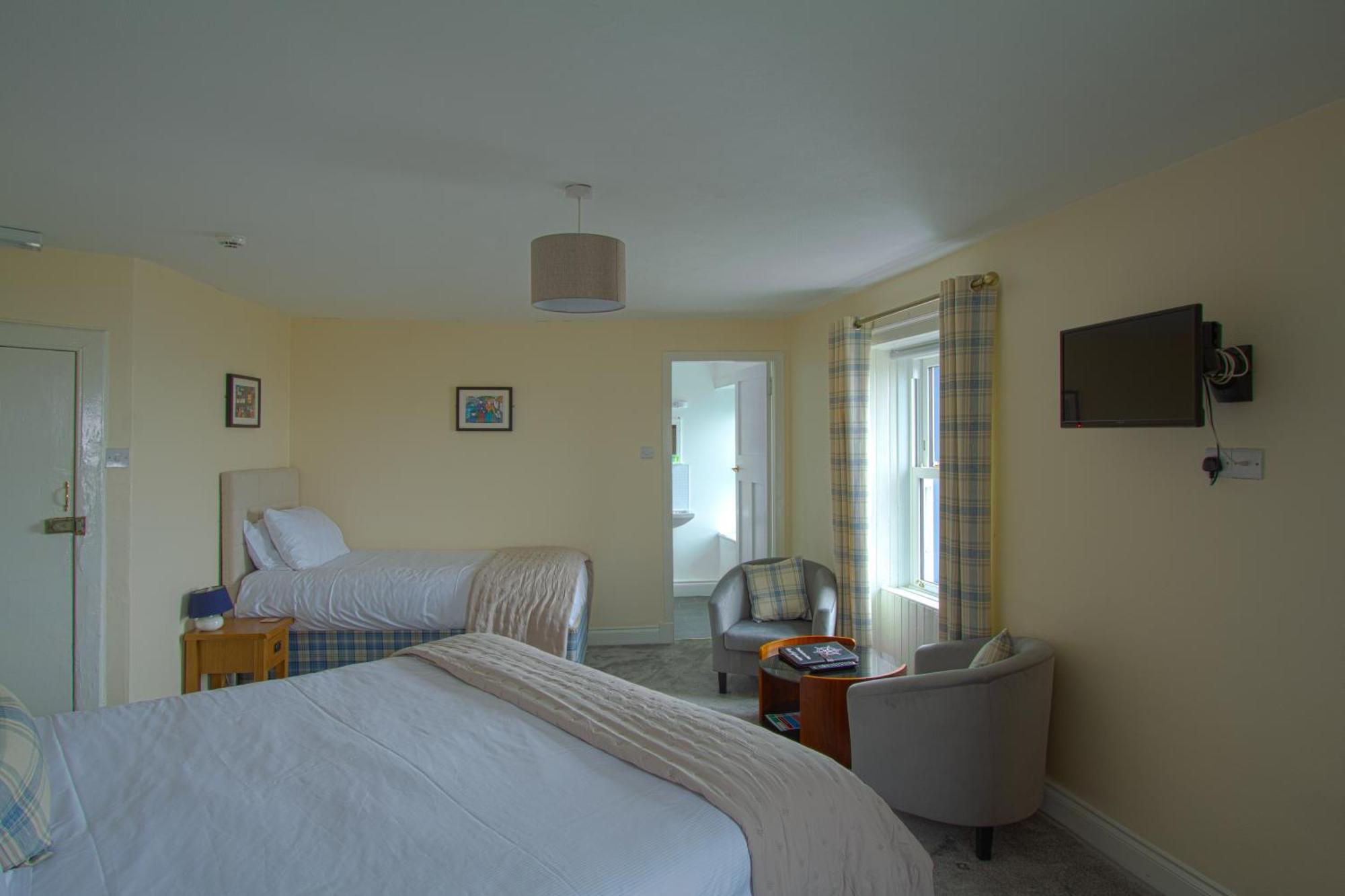 The Harbour Inn Garlieston Екстериор снимка